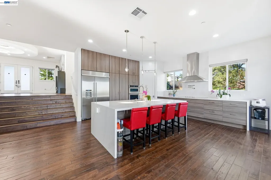 4683 Proctor Road Castro Valley CA 94546