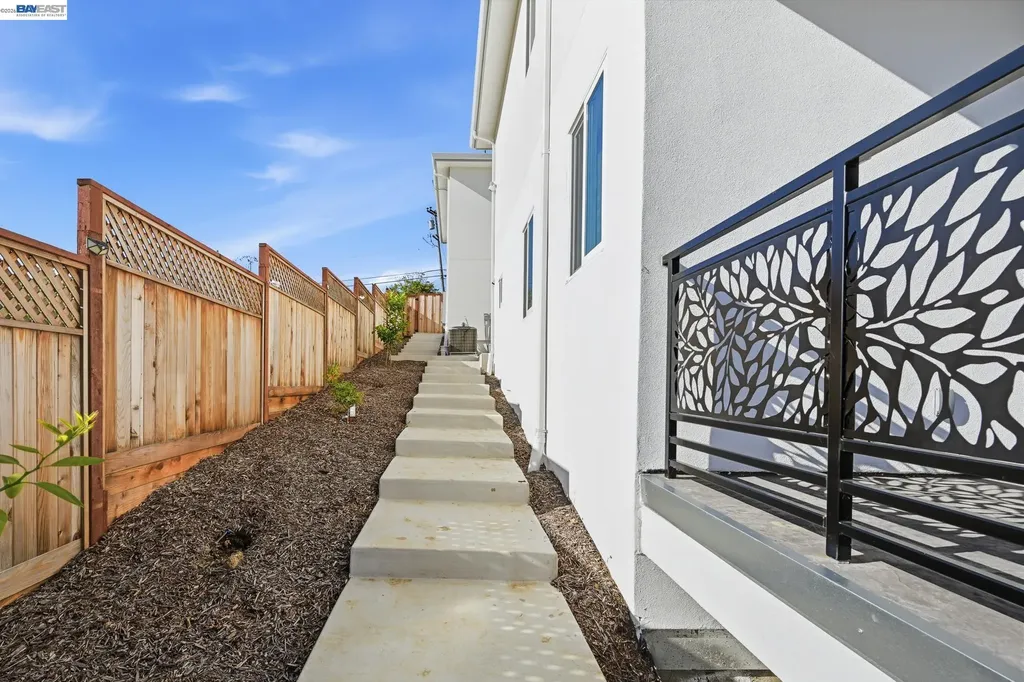 4683 Proctor Road Castro Valley CA 94546