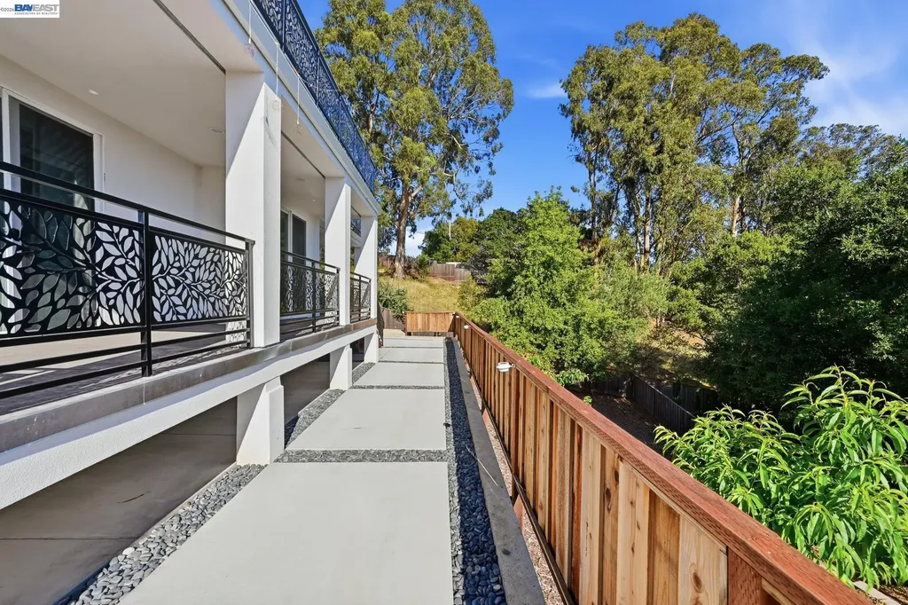 4683 Proctor Road Castro Valley CA 94546