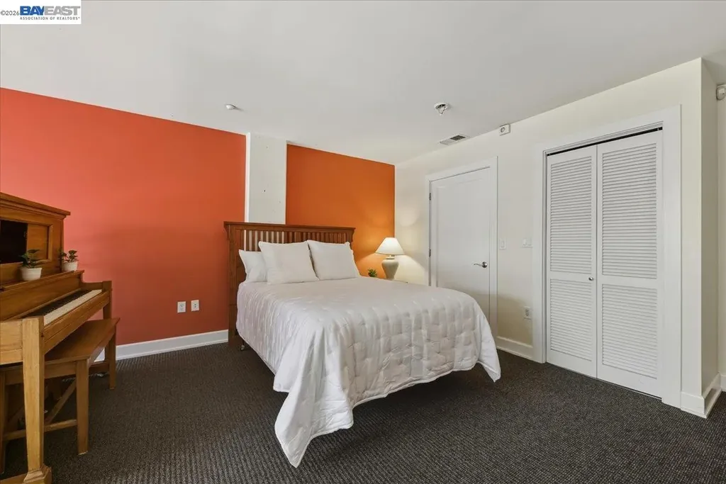 809 Clay Street Oakland CA 94607