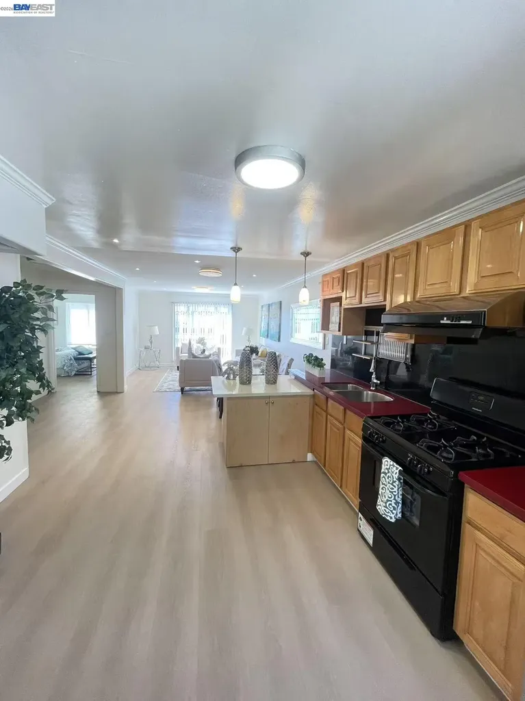 478 Joost Avenue San Francisco CA 94127