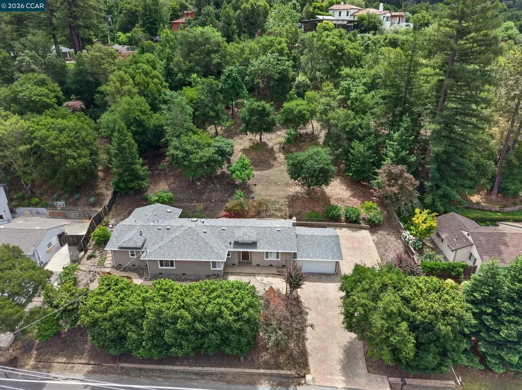 28 Rheem Boulevard Orinda CA 94563