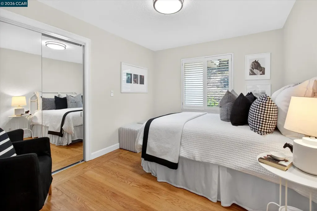 28 Rheem Boulevard Orinda CA 94563