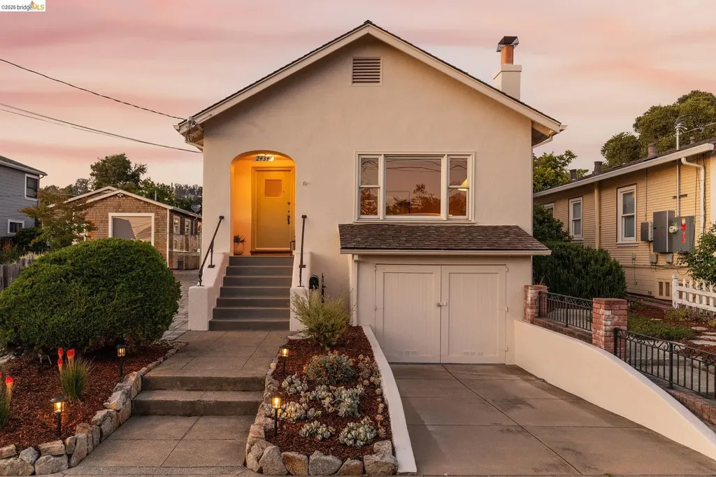 2434 Wilbur Street Oakland CA 94602