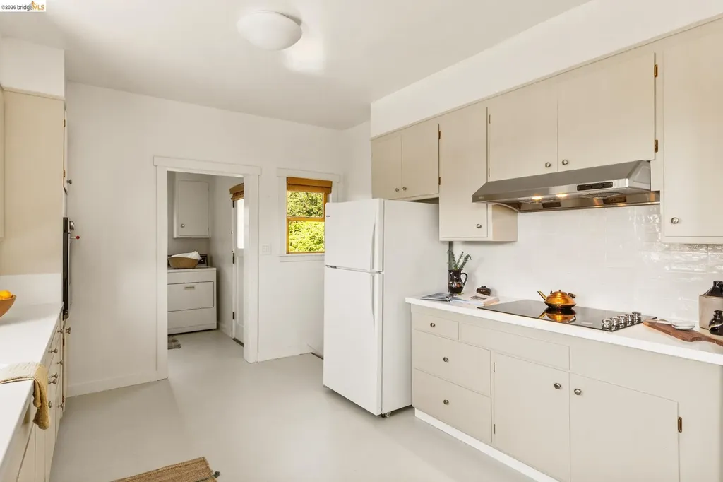 2434 Wilbur Street Oakland CA 94602