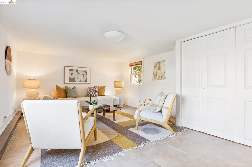 2434 Wilbur Street Oakland CA 94602