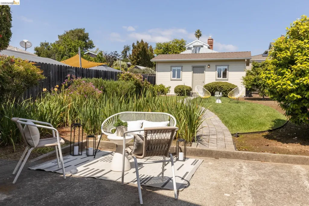 2434 Wilbur Street Oakland CA 94602