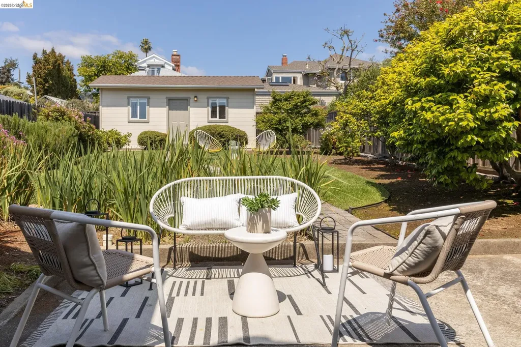 2434 Wilbur Street Oakland CA 94602