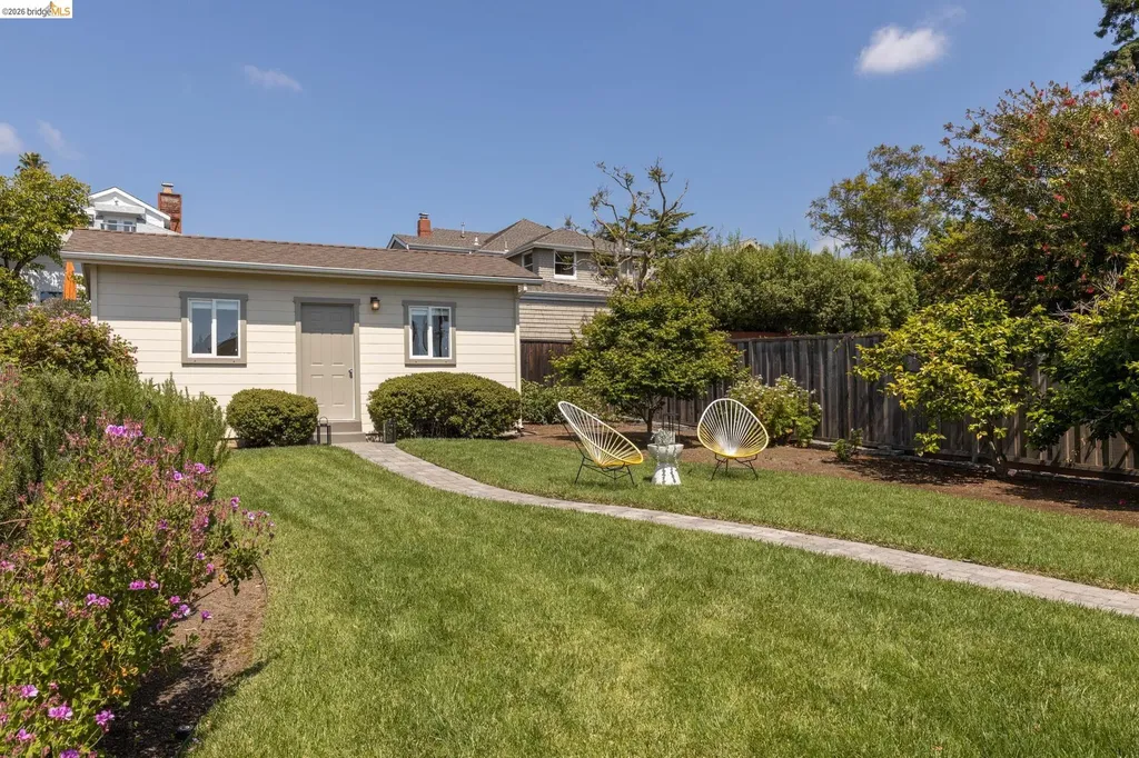 2434 Wilbur Street Oakland CA 94602