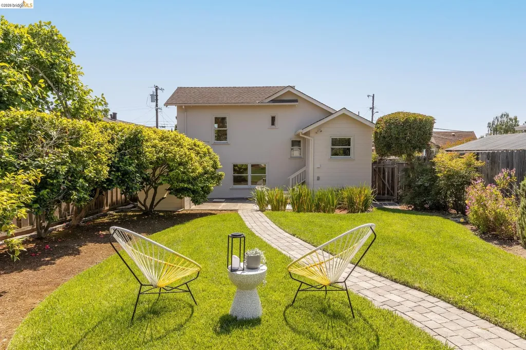 2434 Wilbur Street Oakland CA 94602