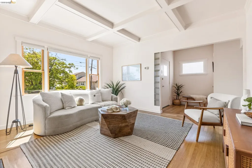 2434 Wilbur Street Oakland CA 94602