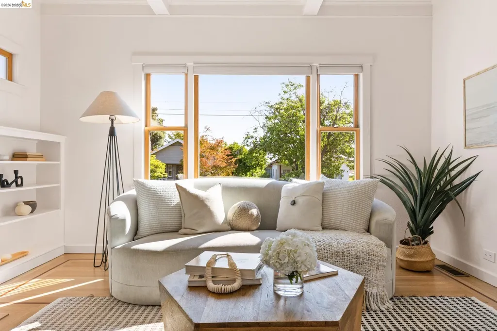2434 Wilbur Street Oakland CA 94602