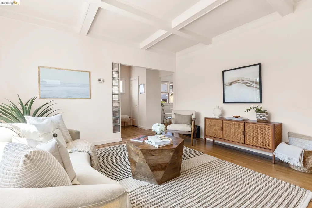 2434 Wilbur Street Oakland CA 94602
