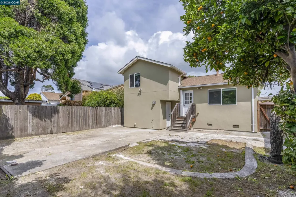 2520 Chanslor Avenue Richmond CA 94804