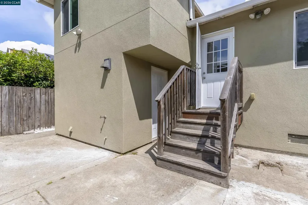 2520 Chanslor Avenue Richmond CA 94804