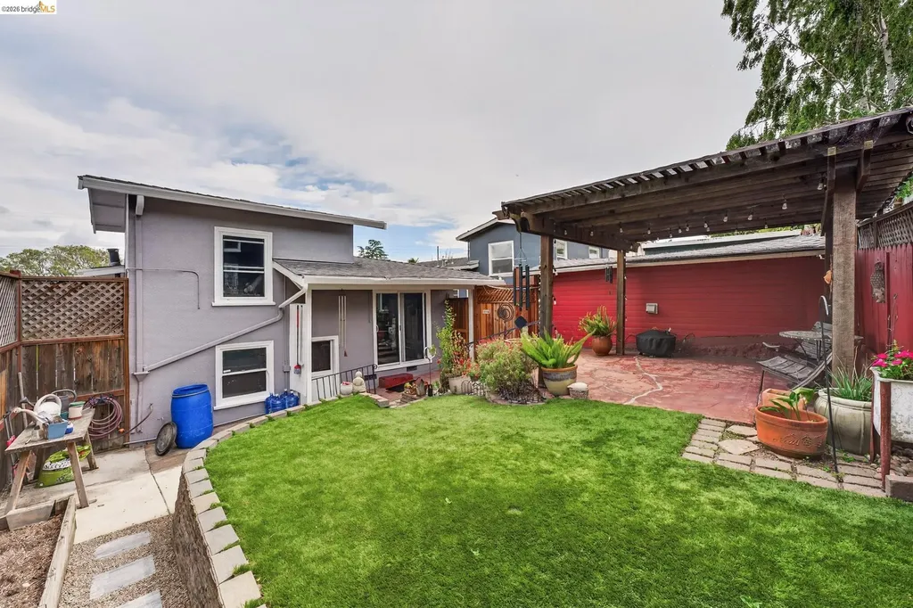 3039 Modesto Avenue Oakland CA 94619