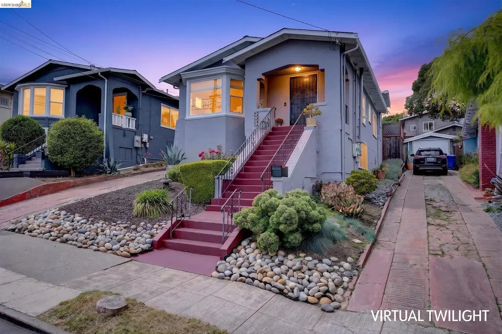 3039 Modesto Avenue Oakland CA 94619