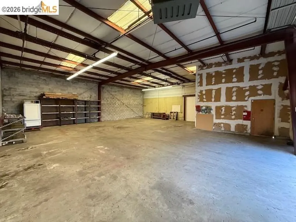 1724 Mandela Parkway #7 Oakland CA 94607