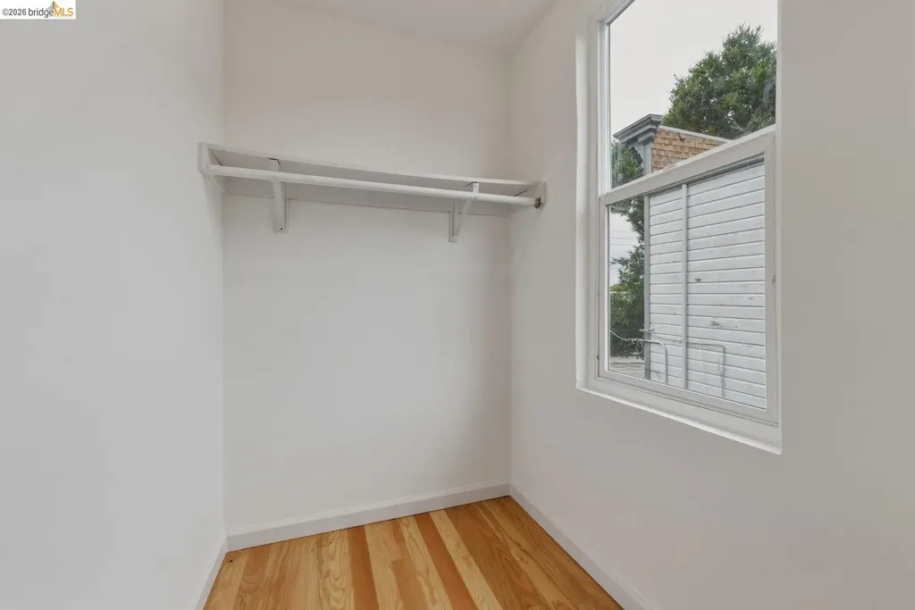 1558 8th Street Oakland CA 94607