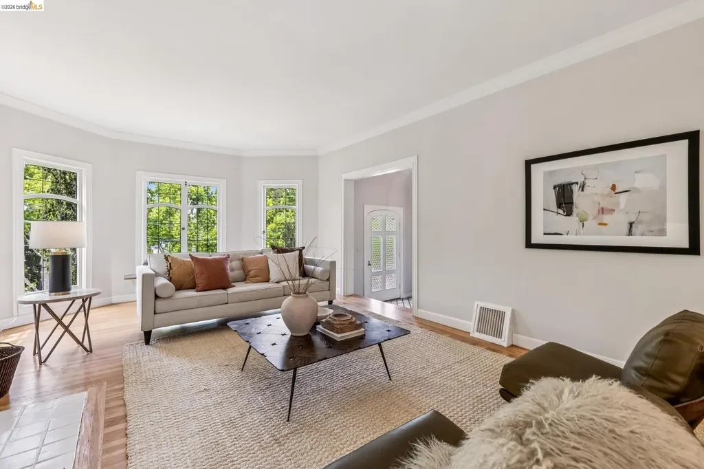 1165 Harvard Road Piedmont CA 94610