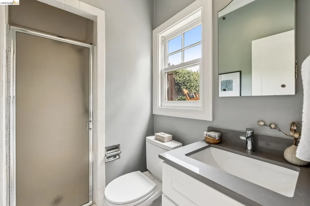 1165 Harvard Road Piedmont CA 94610