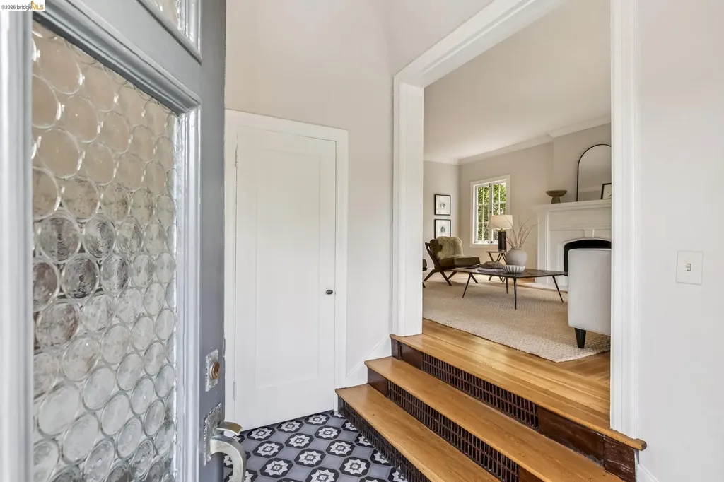 1165 Harvard Road Piedmont CA 94610