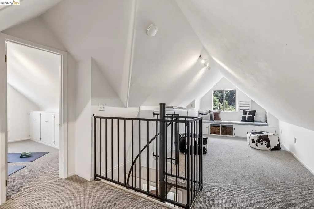 1165 Harvard Road Piedmont CA 94610