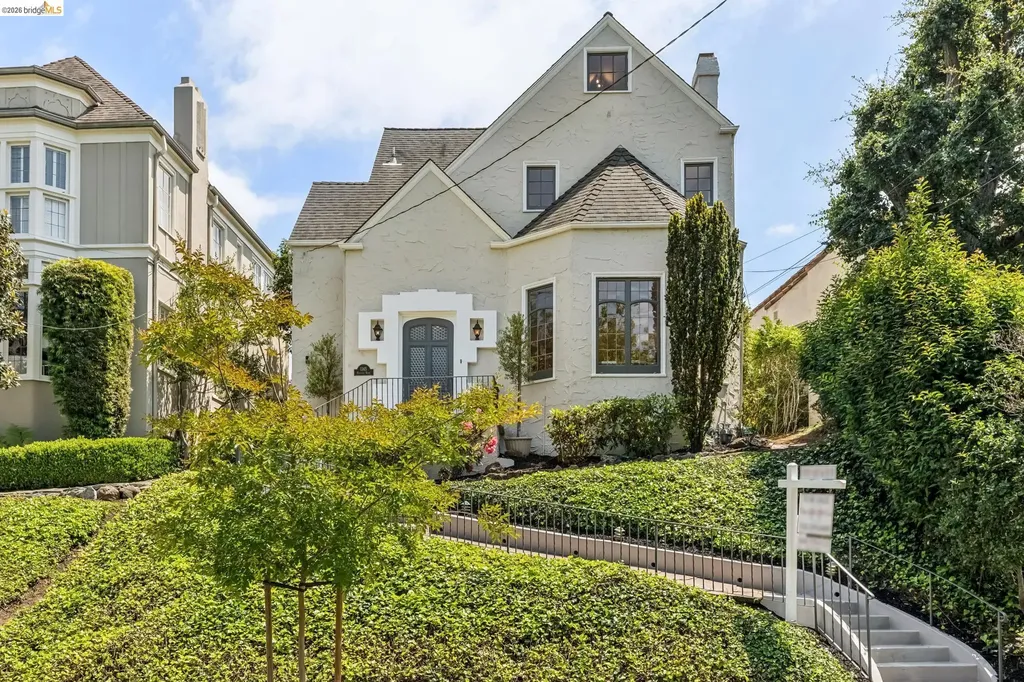 1165 Harvard Road Piedmont CA 94610