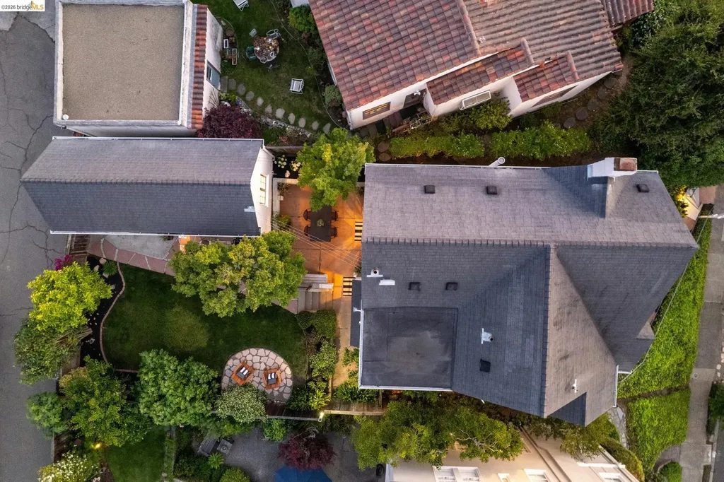 1165 Harvard Road Piedmont CA 94610