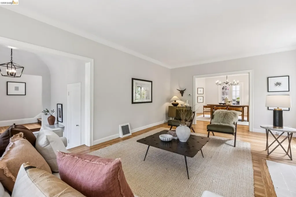 1165 Harvard Road Piedmont CA 94610