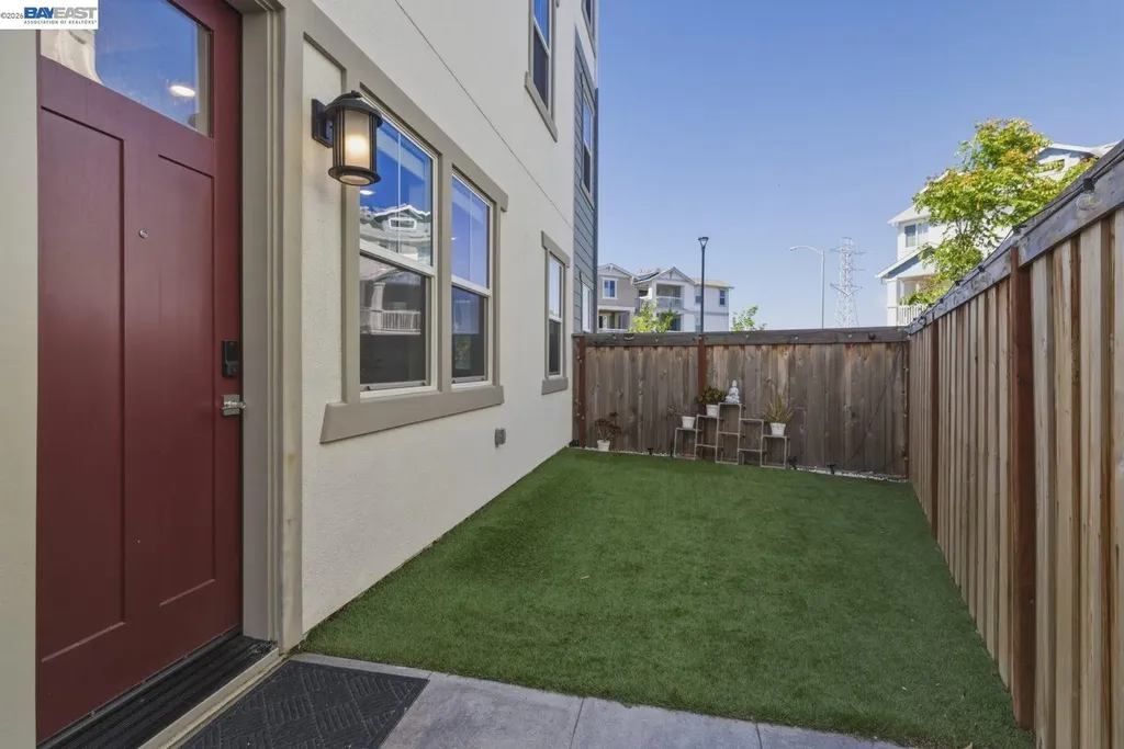 9274 Enterprise Drive Newark CA 94560