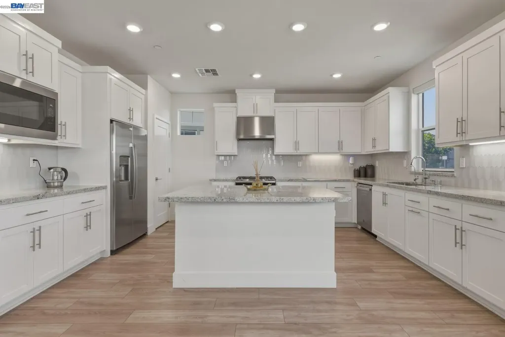 9274 Enterprise Drive Newark CA 94560