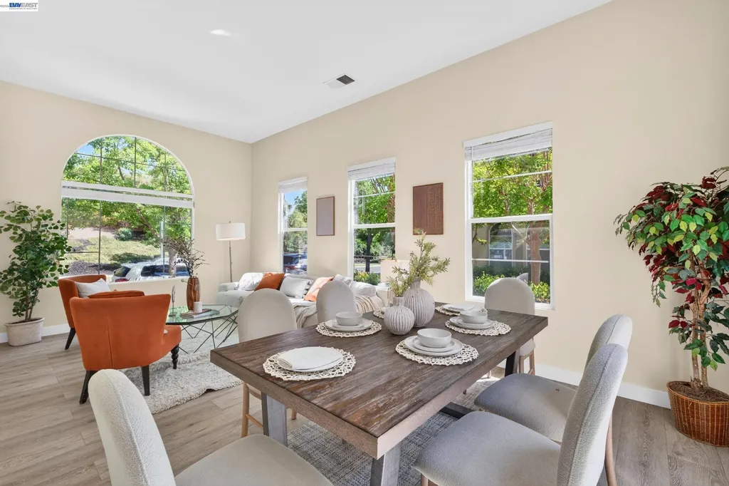 2011 Cedarwood Loop San Ramon CA 94582