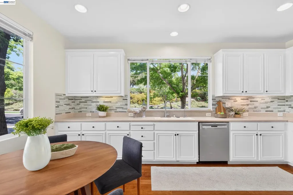 2011 Cedarwood Loop San Ramon CA 94582