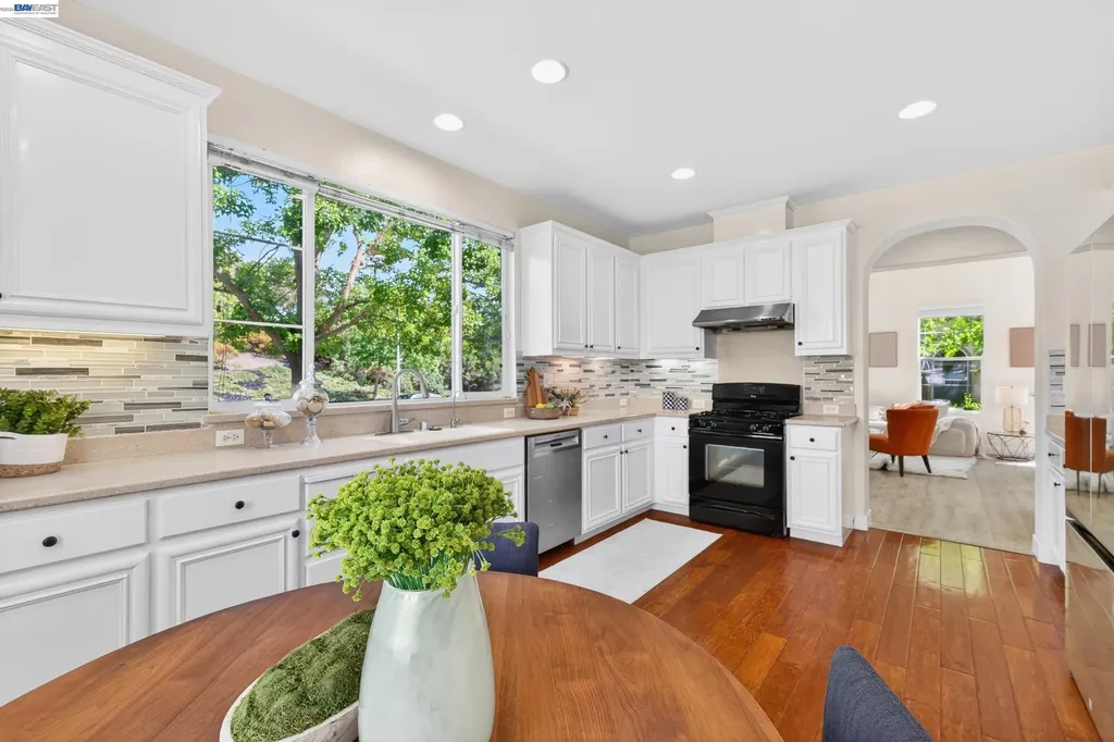 2011 Cedarwood Loop San Ramon CA 94582