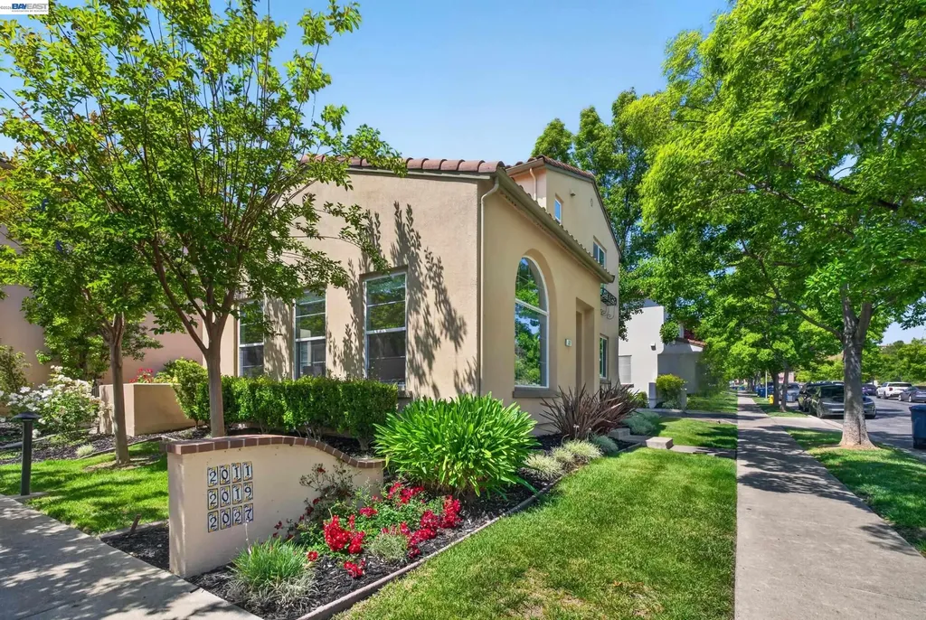 2011 Cedarwood Loop San Ramon CA 94582