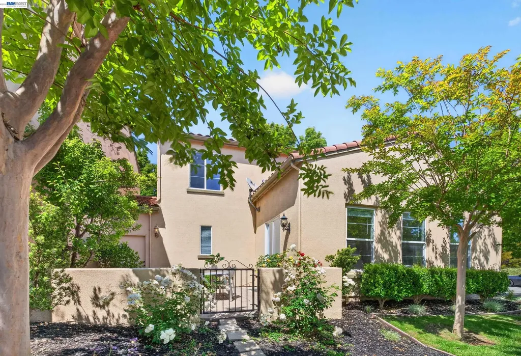 2011 Cedarwood Loop San Ramon CA 94582