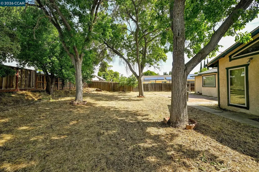1181 Jensen Drive Pittsburg CA 94565