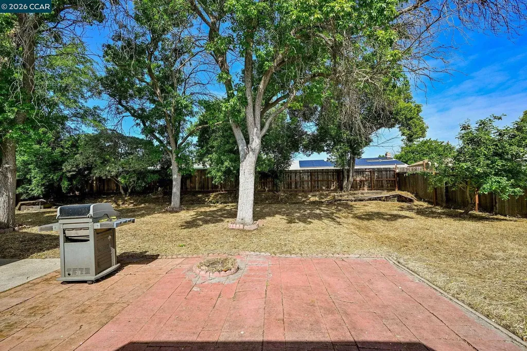 1181 Jensen Drive Pittsburg CA 94565