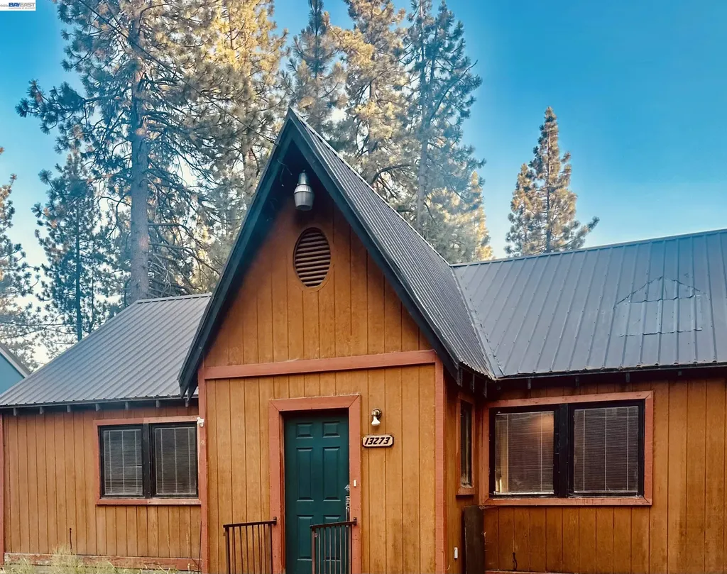 13273 Sierra Drive W Truckee CA 96161