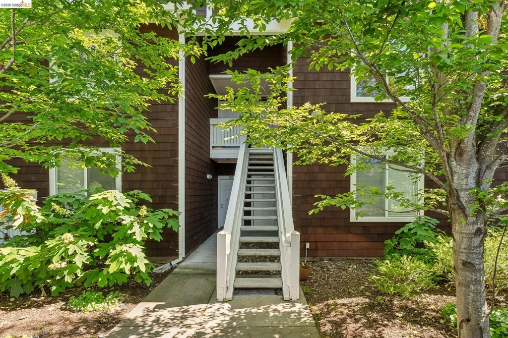 214 Bayside Court Richmond CA 94804