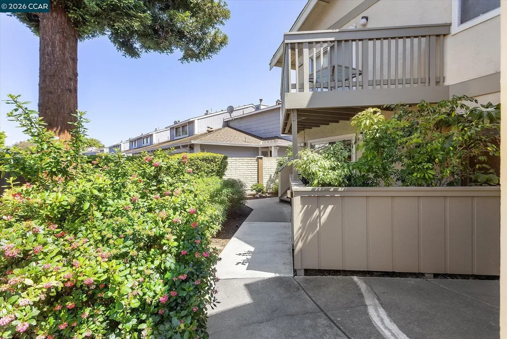 894 Lewelling Boulevard San Leandro CA 94579