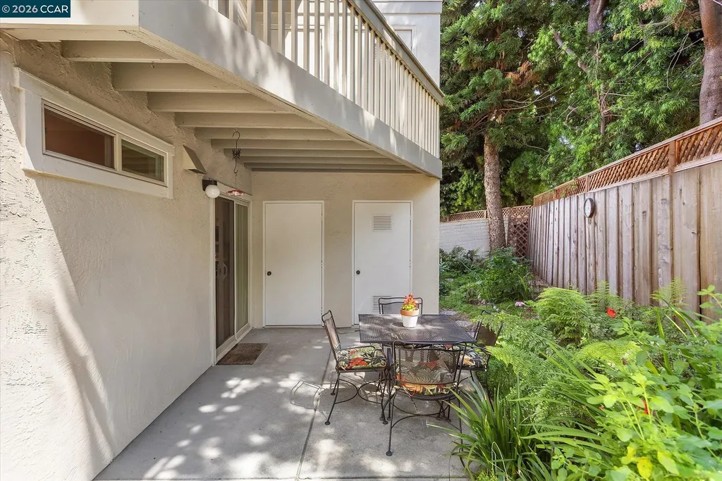 894 Lewelling Boulevard San Leandro CA 94579