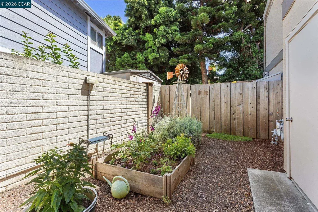 894 Lewelling Boulevard San Leandro CA 94579