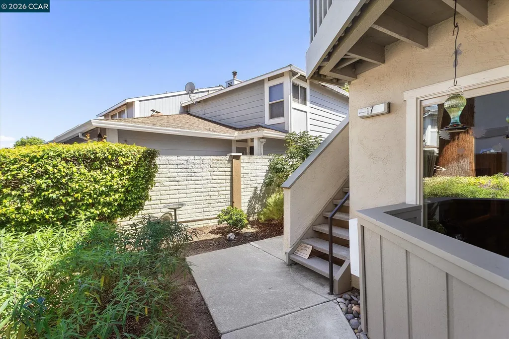 894 Lewelling Boulevard San Leandro CA 94579