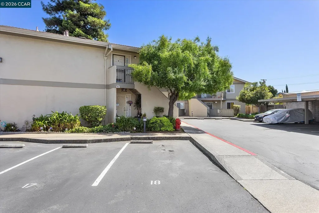 894 Lewelling Boulevard San Leandro CA 94579