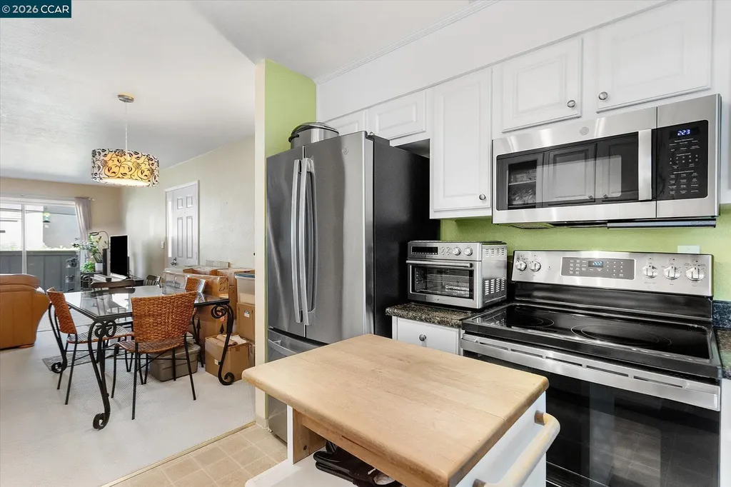 894 Lewelling Boulevard San Leandro CA 94579