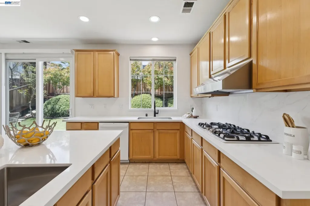 3609 Oakhurst Court Dublin CA 94568
