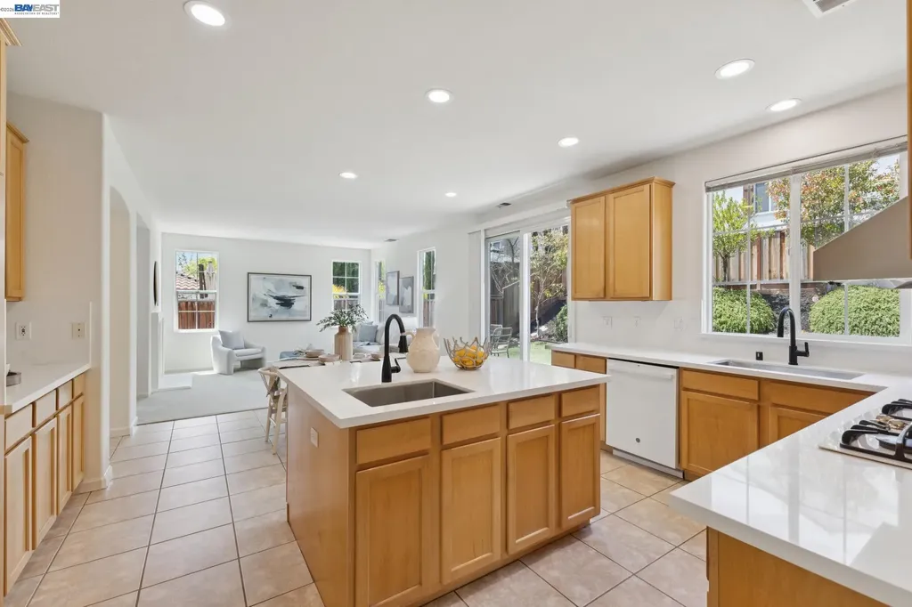 3609 Oakhurst Court Dublin CA 94568