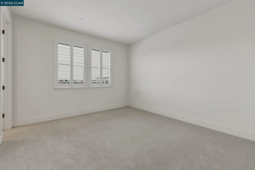 2737 5th Street Alameda CA 94501